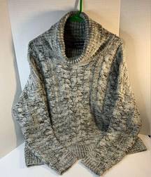 Style rack chunky cable turtleneck sweater size medium