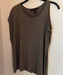 Bcbgmaxazria grey tee