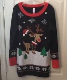 No Boundaries Juniors’  Holiday Sweater (XL 15-17)