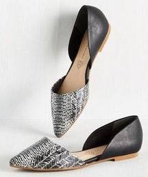 Born in California ModCloth Point Vegan Toe Flats