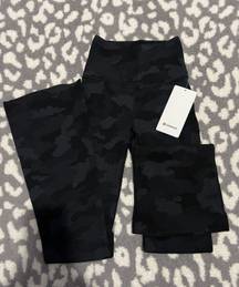 Lululemon camo groove leggings