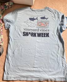 Vineyard Vines T-shirt