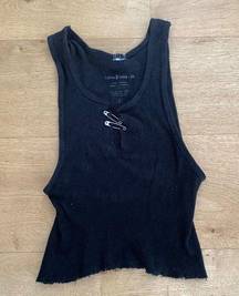 IAMKOKOLA Sleeveless Distressed Ribbed Tank With Safety Pin Detail in Black