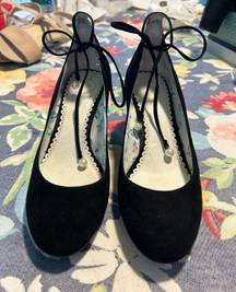 black Heels size 7