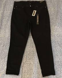 Nanette Laporte Plus size Black Skinny Jeans! Slimming effect! Super cute