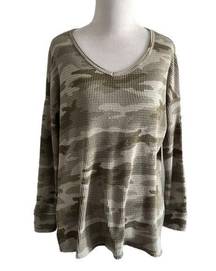 American Eagle  Waffle Thermal Camo Top | XS