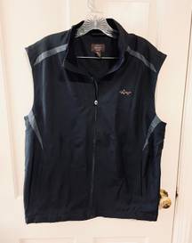 black outdoors boating fishing vest