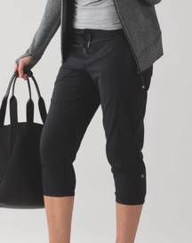 Lululemon Women's Dance Studio Crop II Unlined 20" Inseam Pinstripe Black Size 4