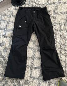 North face Woman’s snow pants 