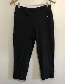 Nike  athletic capri leggings