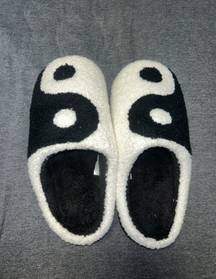 Ying Yang Slippers