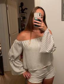 Altar'd State Alter’d State Off-Shoulder Top