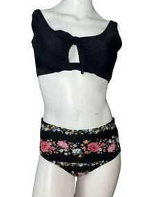 Old Navy  bikini black top with floral bottom Sm bottom Med top