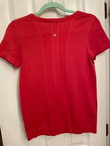 Lululemon Swiftly Tech Relaxed Tee