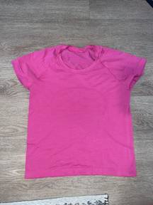 Swiftly Tech Short Sleeve Pink