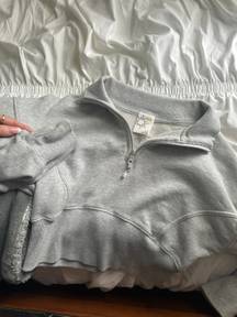 Cropped Sweatshirt