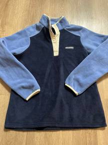 Fleece pullover medium