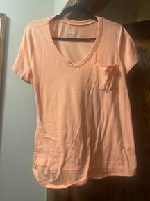 V-neck T-shirt 