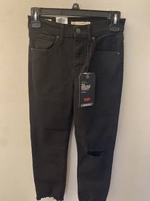 Levi’s Levi 724 High Rise Straight Crop Distressed Black Jeans 25