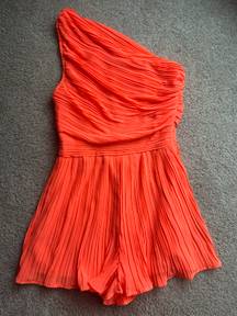  Fabrik One-Shoulder Orange Flowy Romper 