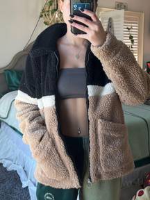 Oversized Fluffy Zip Up Jacket