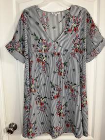 Striped Floral Dress Size Large. 2764