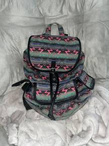 Buckle flap backpack