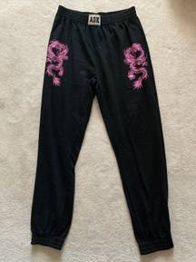 Adika Dragon sweatpants