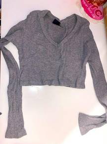 Grey long sleeve crop top!  worn once