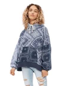 American Eagle Outfitters Forever Slouchy Bandana Paisley Oversized Hoodie Sweatshirt