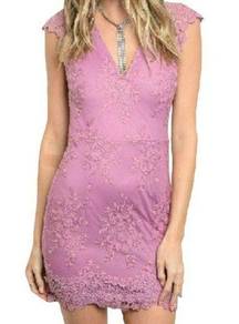 Xtaren Lace Flutter Sleeve V-Neck Bodycon Mini Dress Lilac Size Large NWT