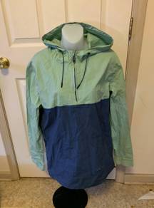 NWT Small   Raincoat