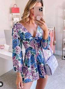 Goodnight Macaroon Lisa v neck floral romper