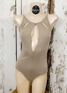 Foreign Exchange Sexy front plunge cutout bodysuit beige