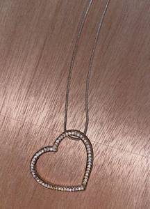 Super Cute Lady Hearts Necklace 