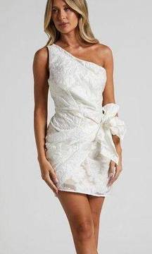 NEW  Kailey Mini Dress One Shoulder Wrap White & Beige Jacquard Size 12