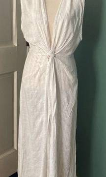 New Womens off white maxi dress, SIze M