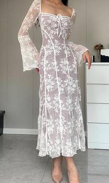 Floral Lace Long Sleeve Maxi Dress