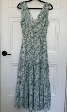 V-neck Floral Maxi Dress