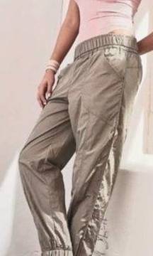 Free People Movement Silver The Way Home Minimalist Coastal Granola Jogg…