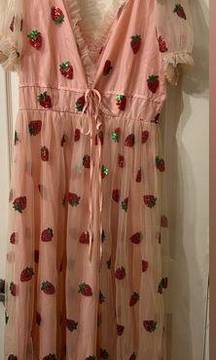 Dress with sequined strawberries on the entire dress. XXL