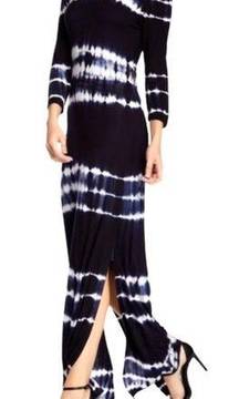 NWT Women’s Romeo & Juliet Couture Tie-Dye Maxi Dress Size Medium Navy B…