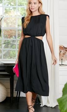 | Side Cut Midi Dress | S | Black | CD02559