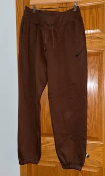 Oversized Fit Sweat Pants: Brown Size M