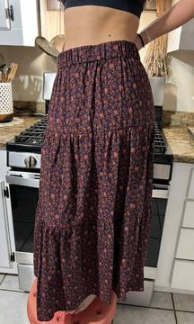 NWT  Skirt Size S