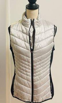EUC Xersion lightweight vest light gray/silver size Large