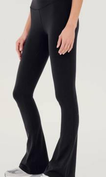 Raquel Flared Leggings