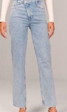 The 90’s Straight Ultra High Rise Crossover Waist Jeans