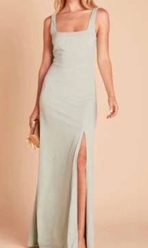 dress. In color crepe sage.