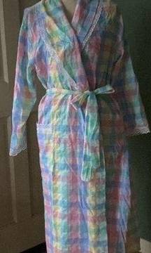 New Amanda Steward multicolor plaid robe, size L